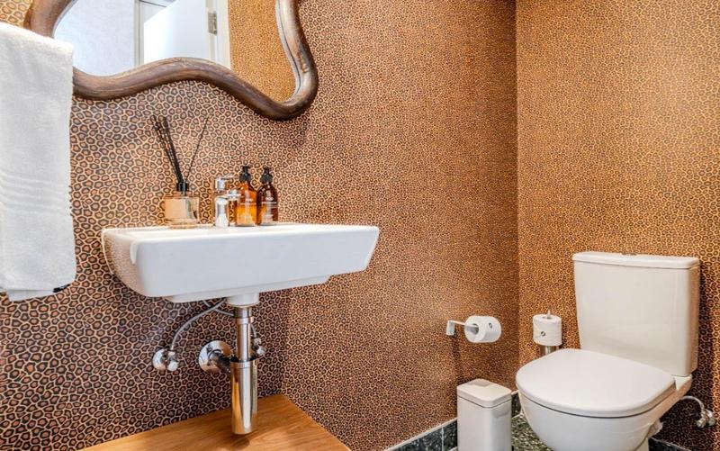 2 Bedroom Property for Sale in Sea Point Western Cape